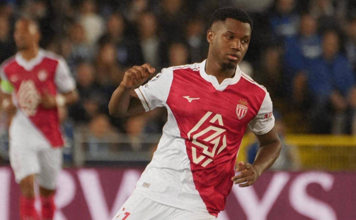 自己立下了, 巴萨球迷可, 的表现